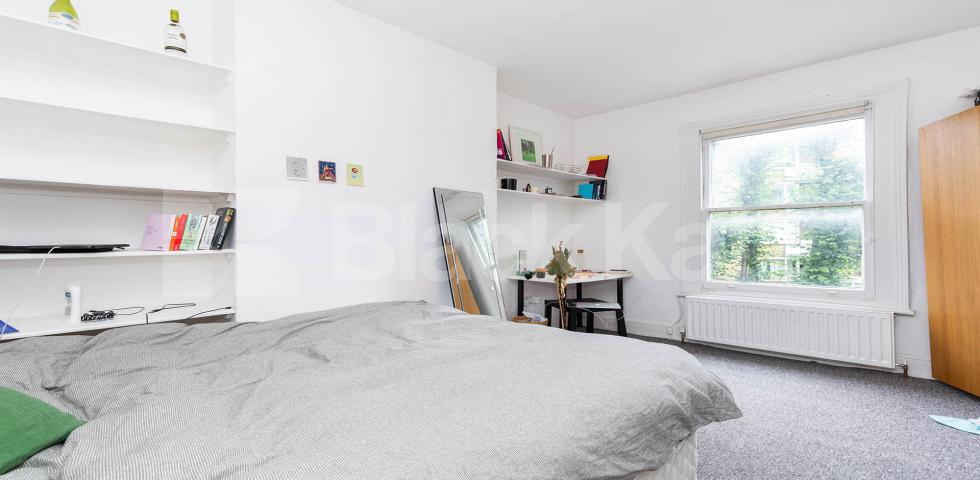 Spacious four bedroom 2 bathroom property set in a period conversion in Camden Agar Grove, Camden